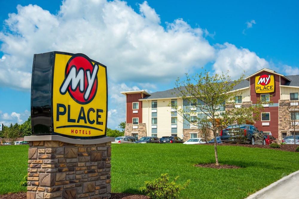 My Place Hotel, Mount Pleasant WI 3/36