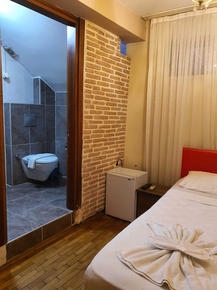 Omar Sultan Suites 9/33