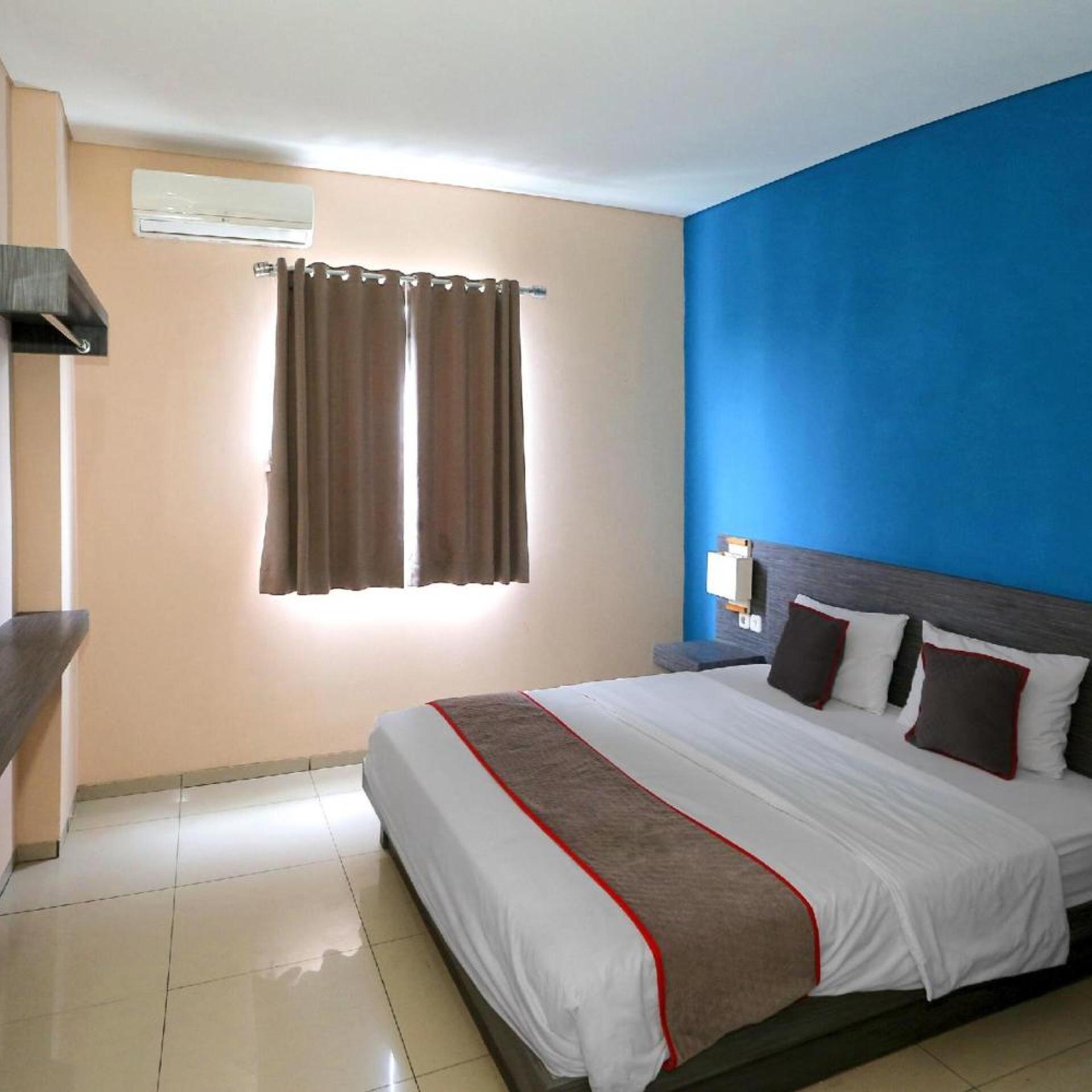 Super OYO Townhouse OAK Hotel Fiducia Pondok Gede 19/48