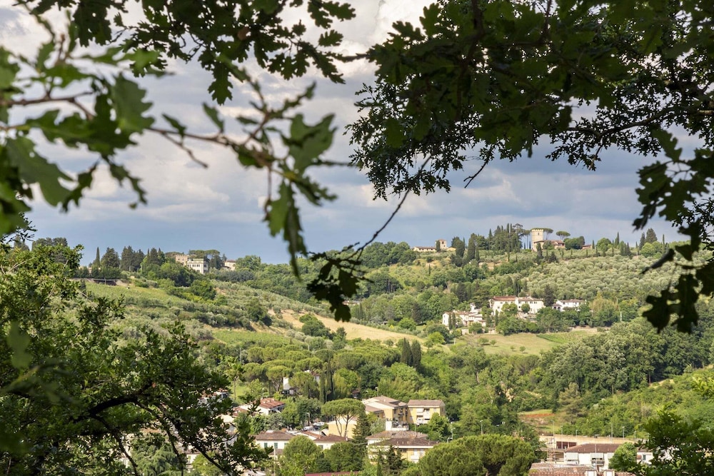 Hu Firenze Certosa Camping In Town 43/50