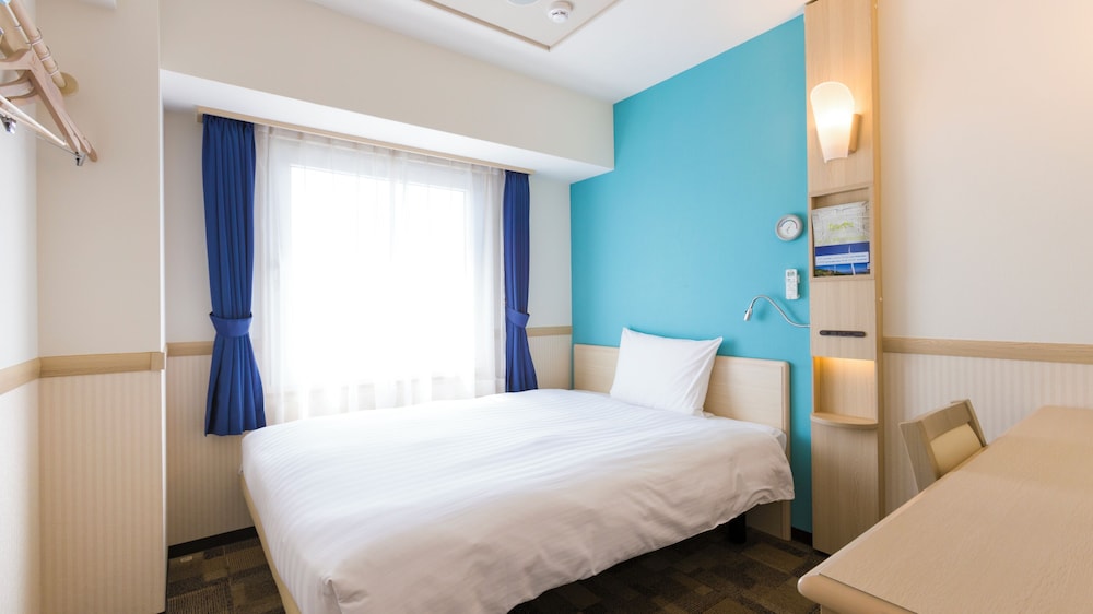 Toyoko Inn Marugame Ekimae 17/33
