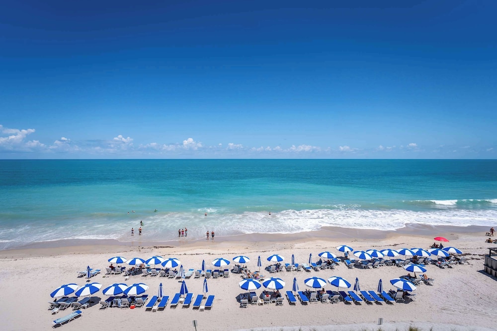 Costa d'Este Beach Resort & Spa 68/74