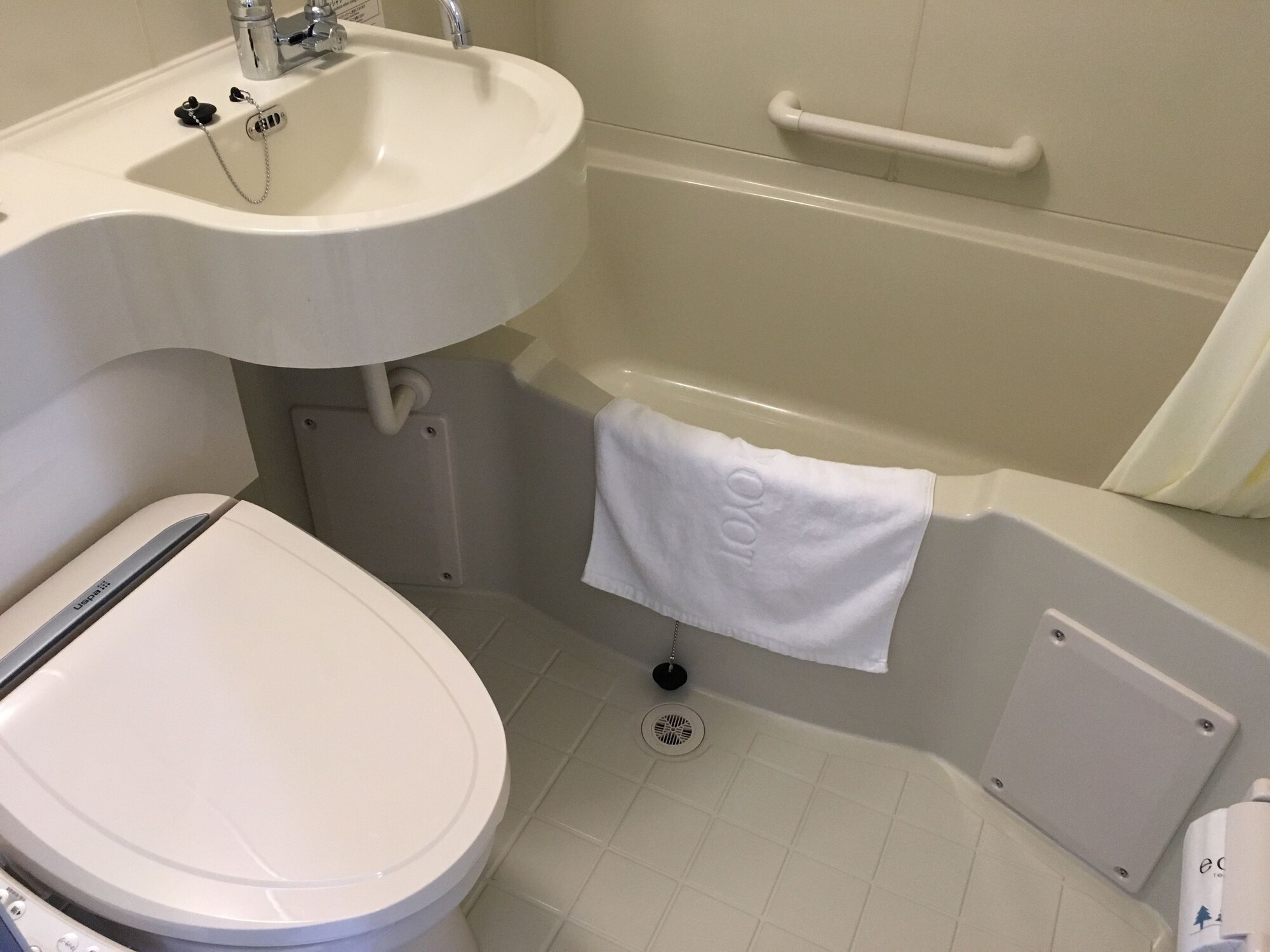 غرفة قياسية بسريرين منفصلين، Toyoko Inn Narita Airport Honkan 3/4