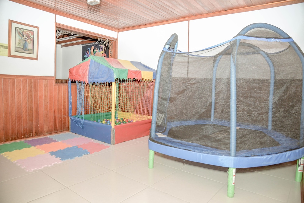 HOTEL REFUGIO ALPINO 26/28