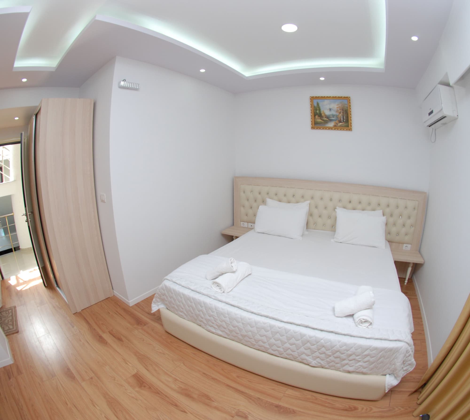 ROOM, DOUBLE BED, BALCONY