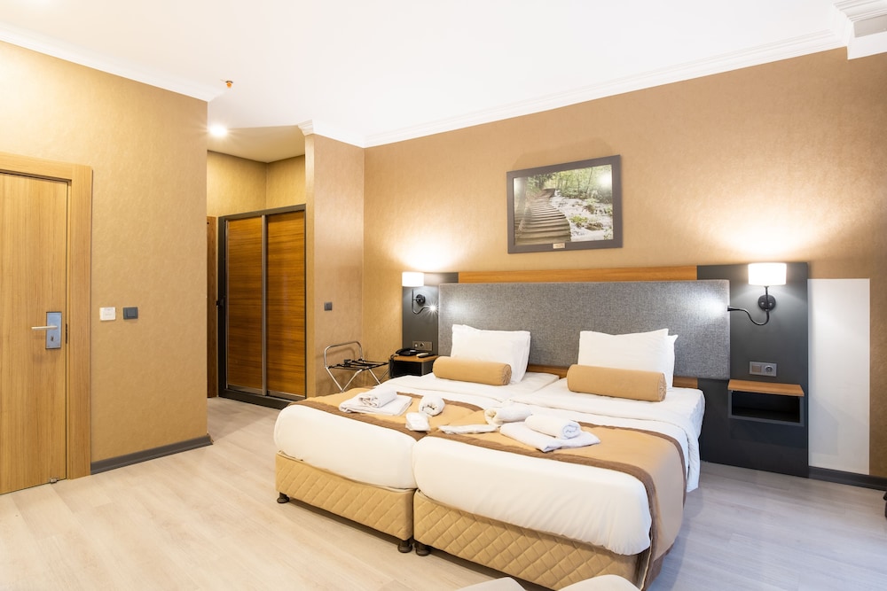 Orange Hotel & Spa 21/50