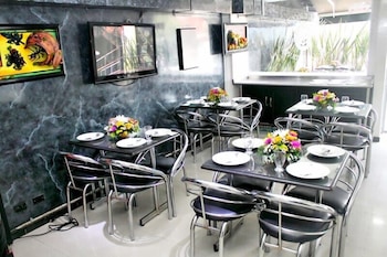 Hotel Ejecutivo Av La Esperanza 14/18