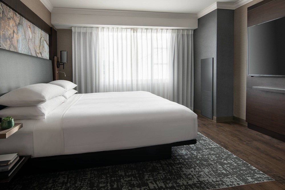 Monterey Marriott 14/68