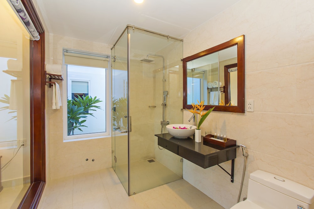 Hoi An Palmy Villa 32/62