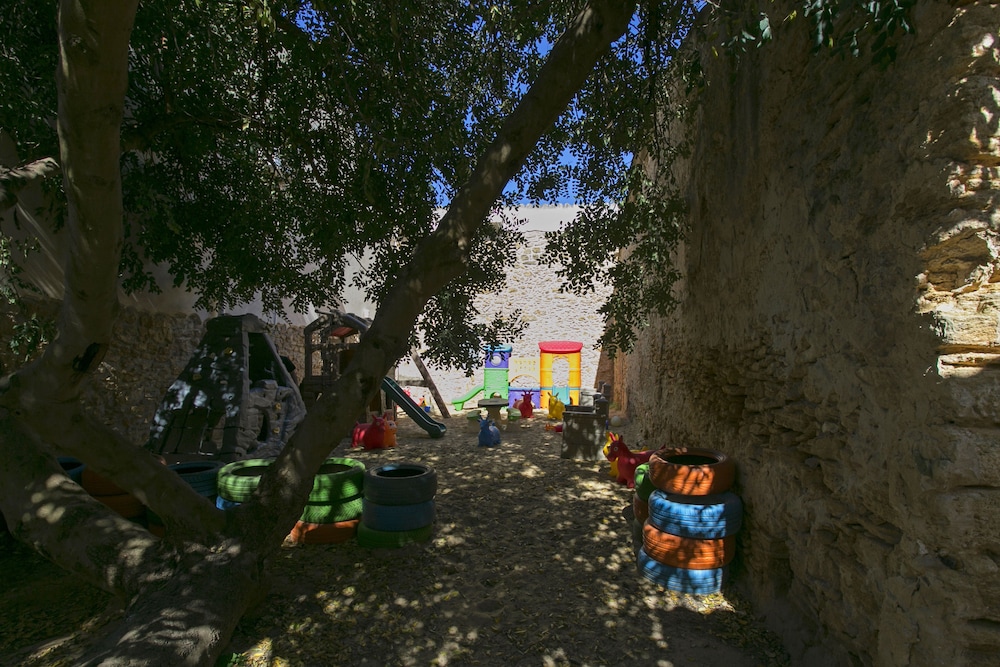 Borgo Degli Angeli 37/50