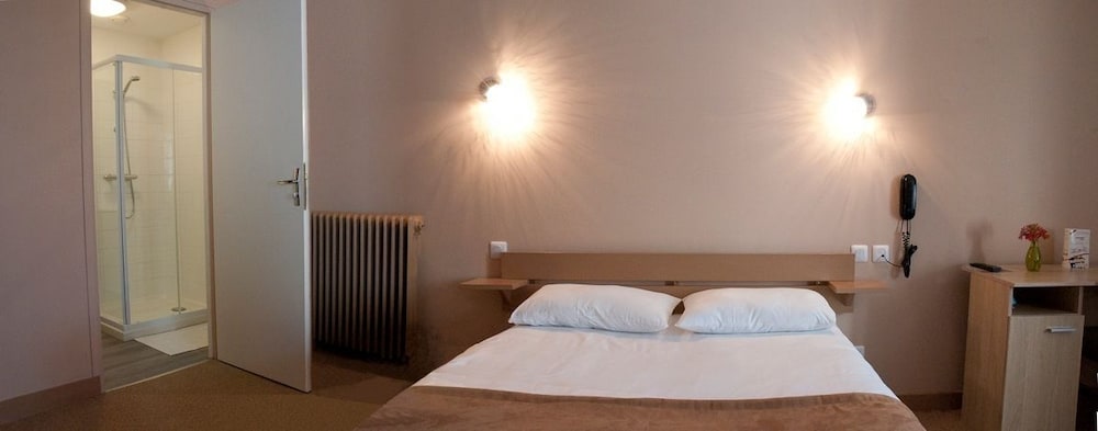 Hotel Des Pyrenees 13/37