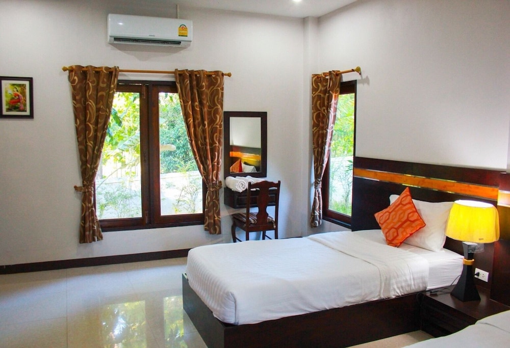 Triple, 1 Double and 1 Single Bed, Annex