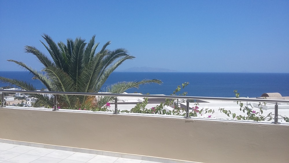 Antinea Suites and Spa 64/75