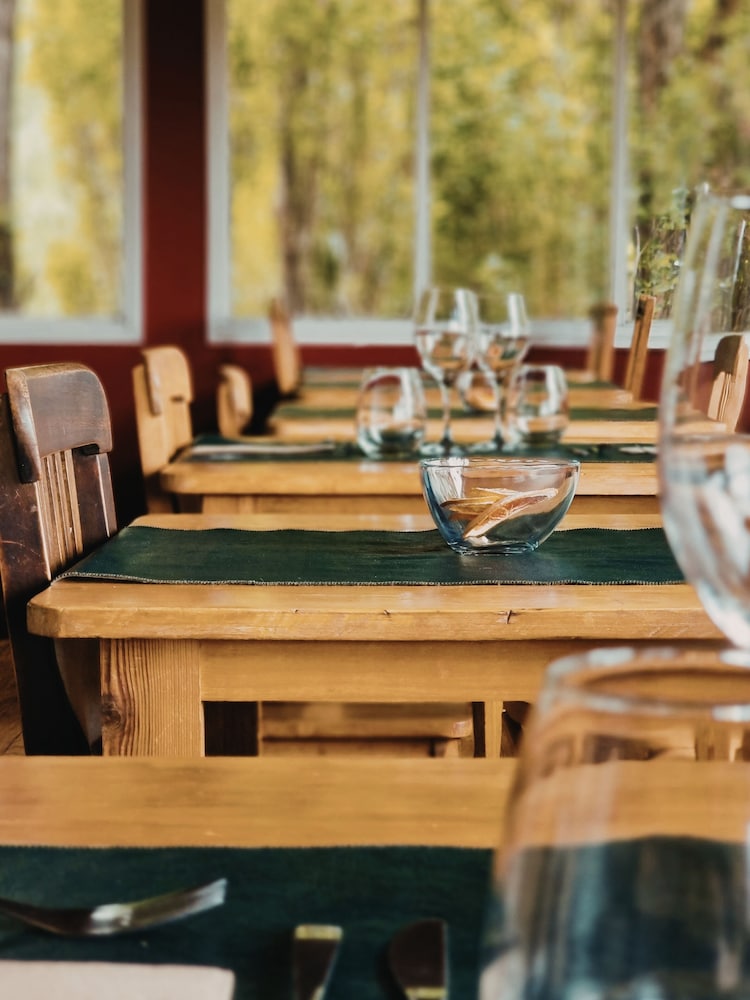 HOSTERIA CAUQUENES DE NIMEZ 44/55