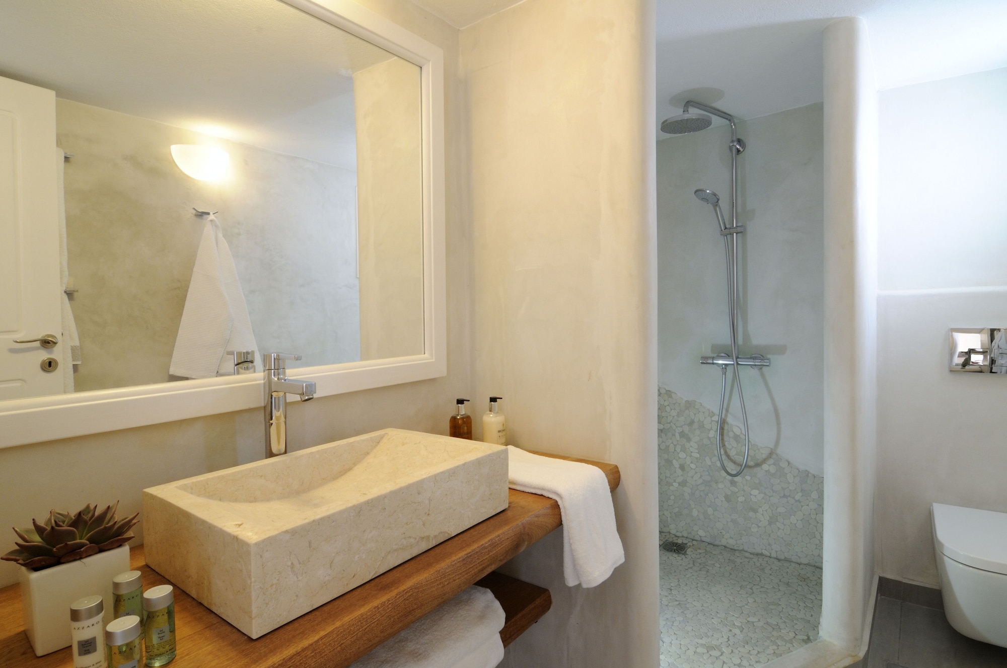 SENIOR, SUITE, CALDERA VIEW, SEA VIEW, OUTDOOR JETTED TUB