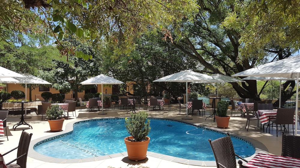 Black Eagle Boutique Hotel And Conferences 44/50