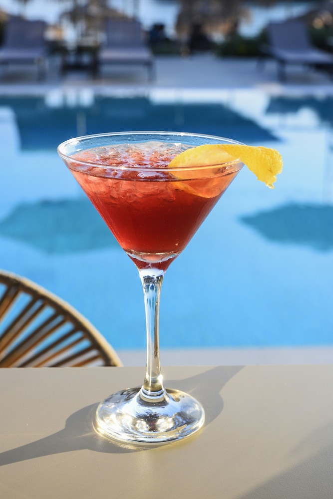 Prima Vista Beachfront Boutique Hotel 19/60