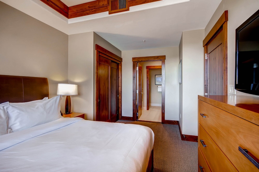 One Ski Hill Place A Rockresort 16/63
