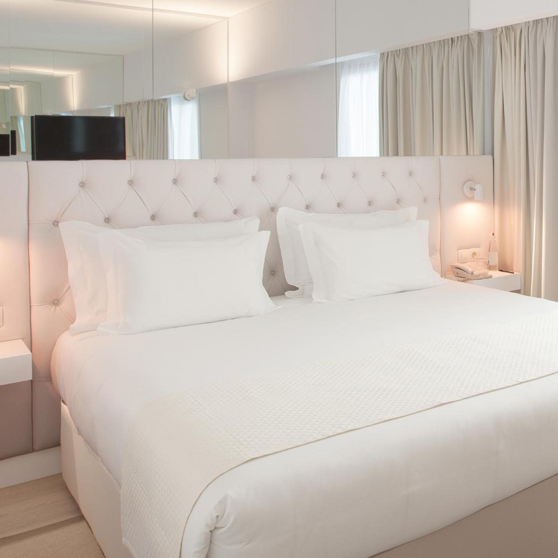 Standard, Double or Twin Bed