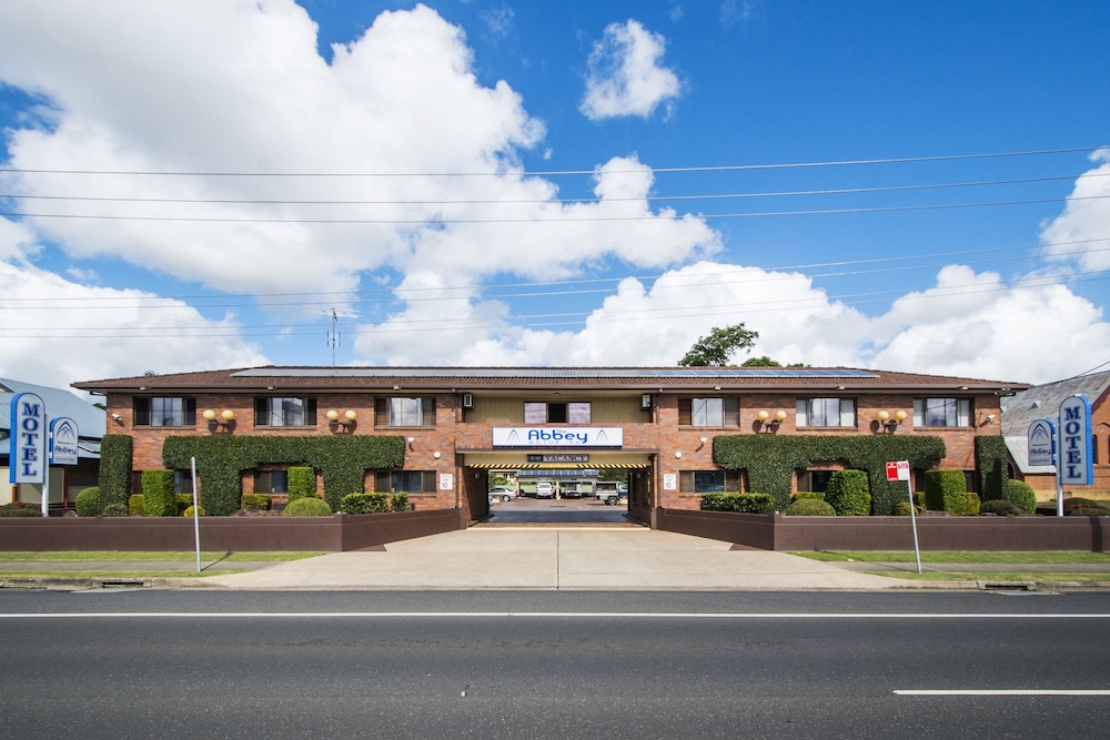 The Abbey Motor Inn 4/44