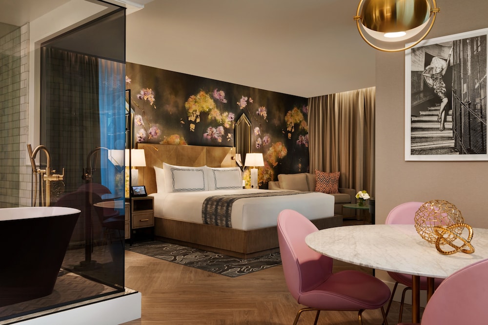EXchange Hotel Vancouver 21/67