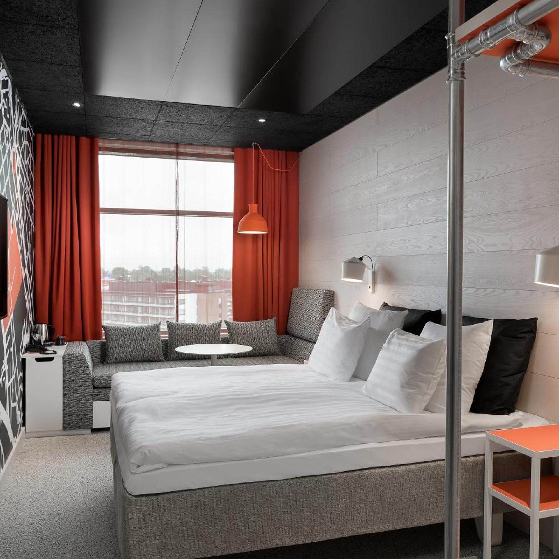 غرفة قياسية بسرير كينج مع أريكة، Original Sokos Hotel Kupittaa 3/10