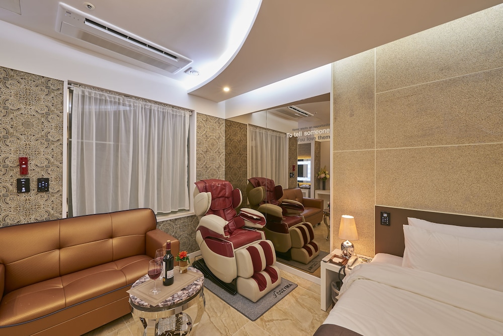 Dubai Hotel Gwangju 29/44