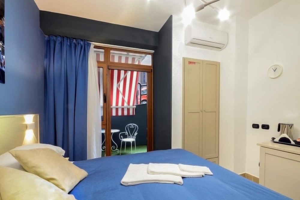 B&B Sorrento Queen 20/50