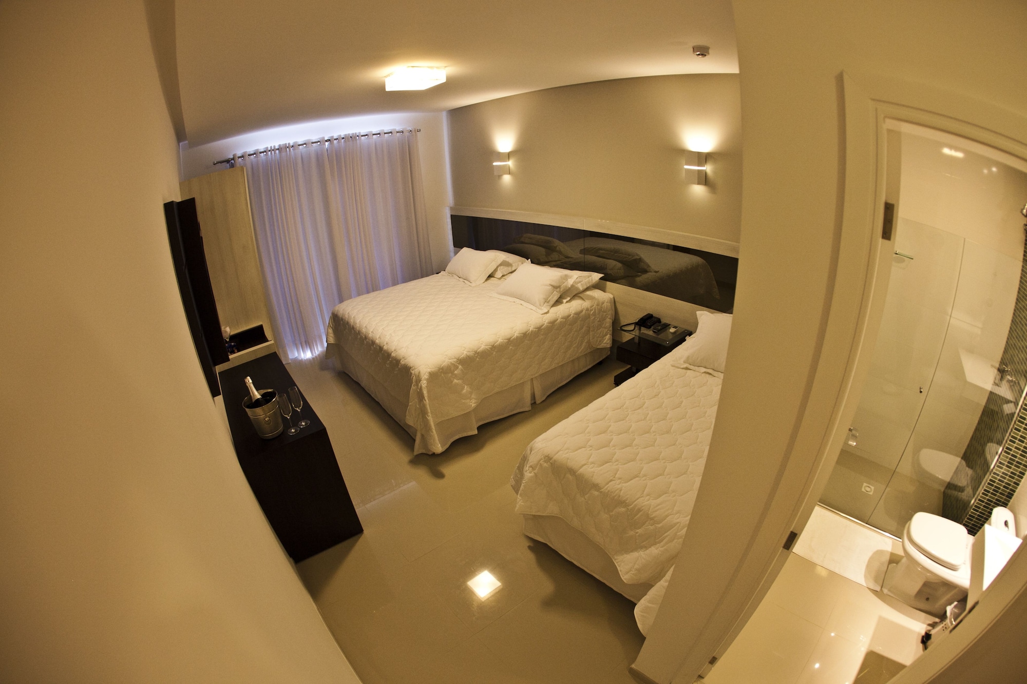 جناح بسرير كينج وسرير فردي بإطلالة على البحر، Reserva Praia Hotel 5/6