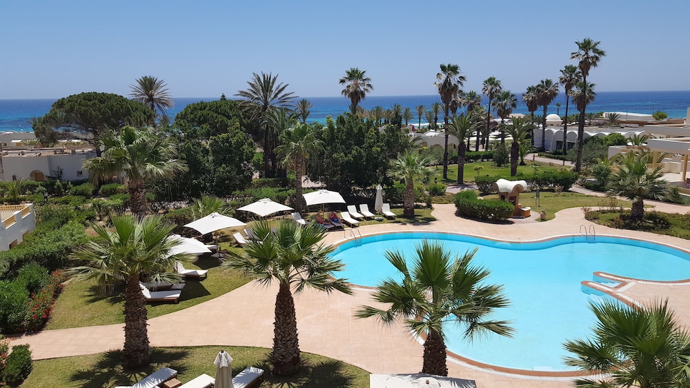 Calimera Delfino Beach Resort and Spa 7/60