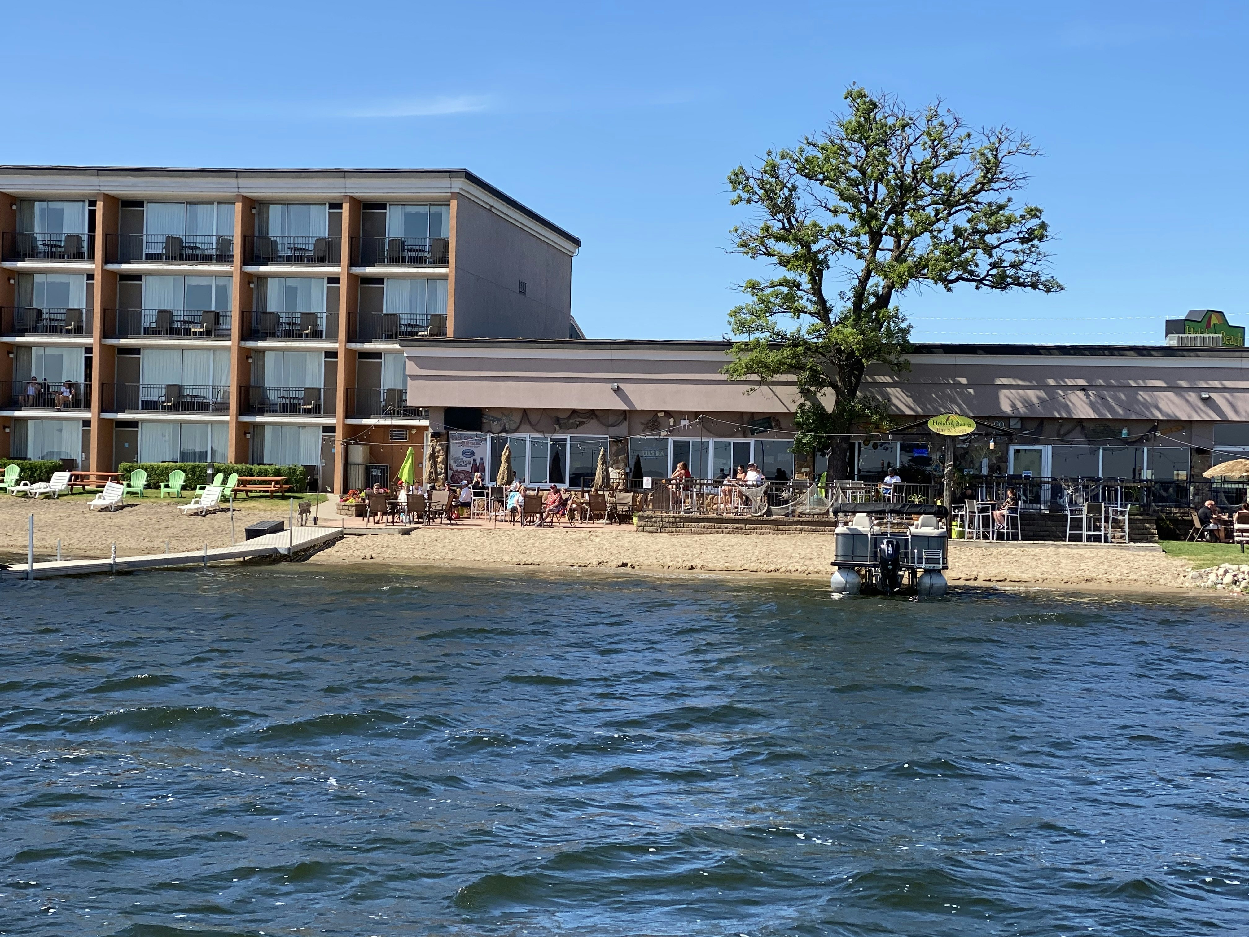 Holiday Inn Detroit Lakes 66/67