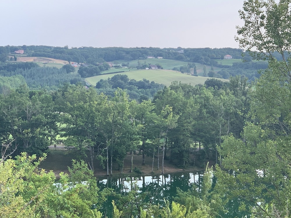 HAMEAUX DES LACS 45/48