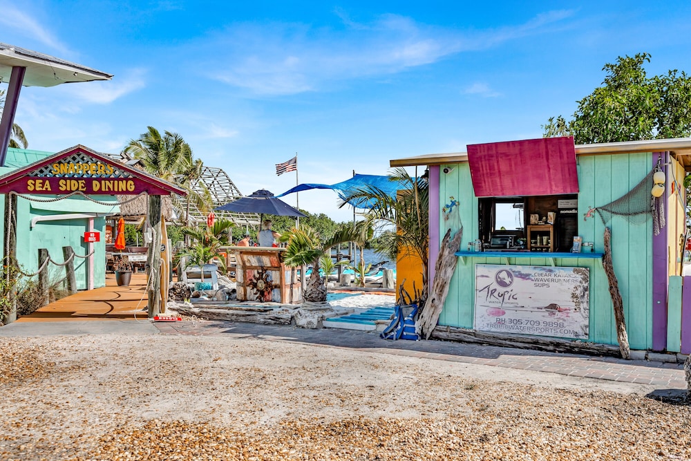 Dove Creek Resort & Marina, Trademark Collection by Wyndham 58/68