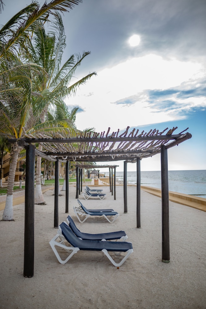 Reef Yucatan All Inclusive Hotel and Convention Center 39/50