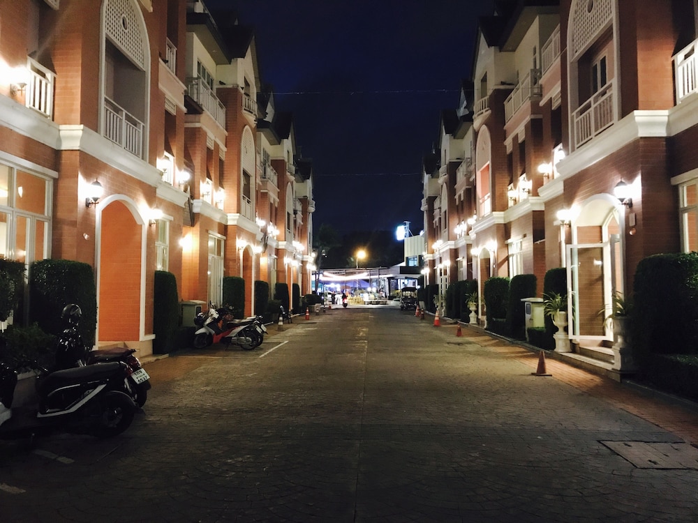 Phuket Racha At Kata 57/62