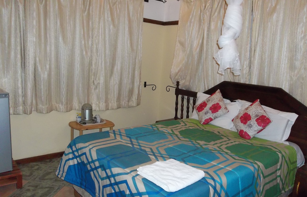 STANDARD, DOUBLE OR TWIN BED