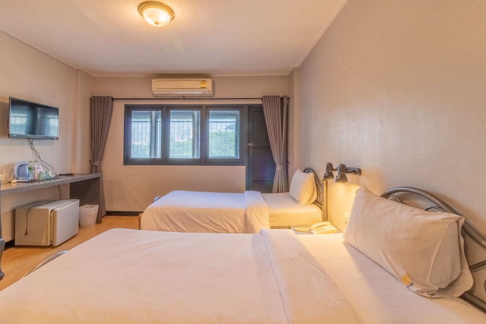 SUPERIOR, TWIN BEDS
