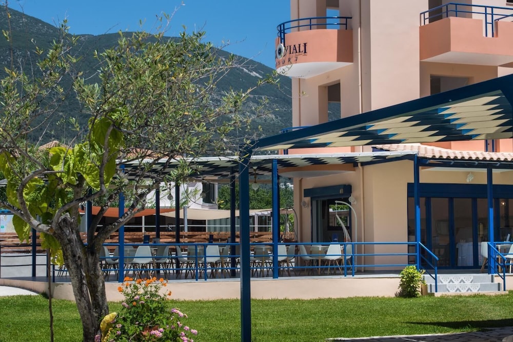 Akroyiali Resort 4/41