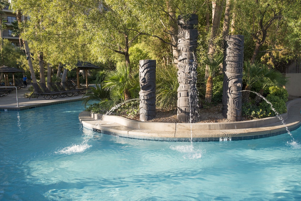 Tahiti Village Resort And Spa 47/50
