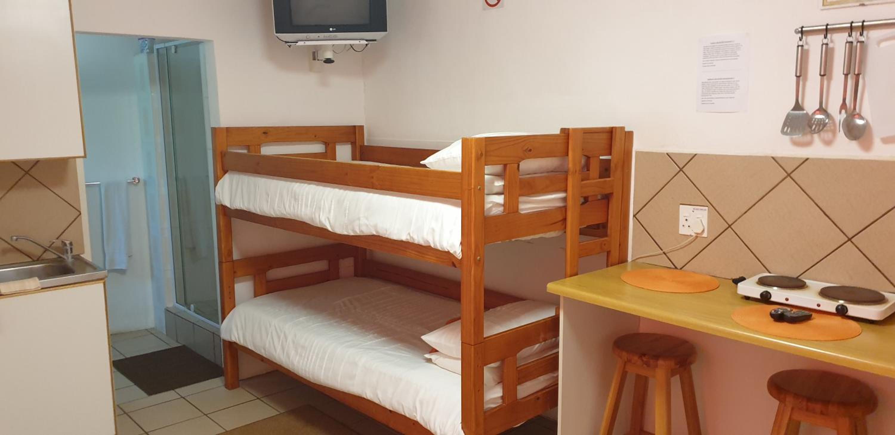 Stemar Self Catering 6/18