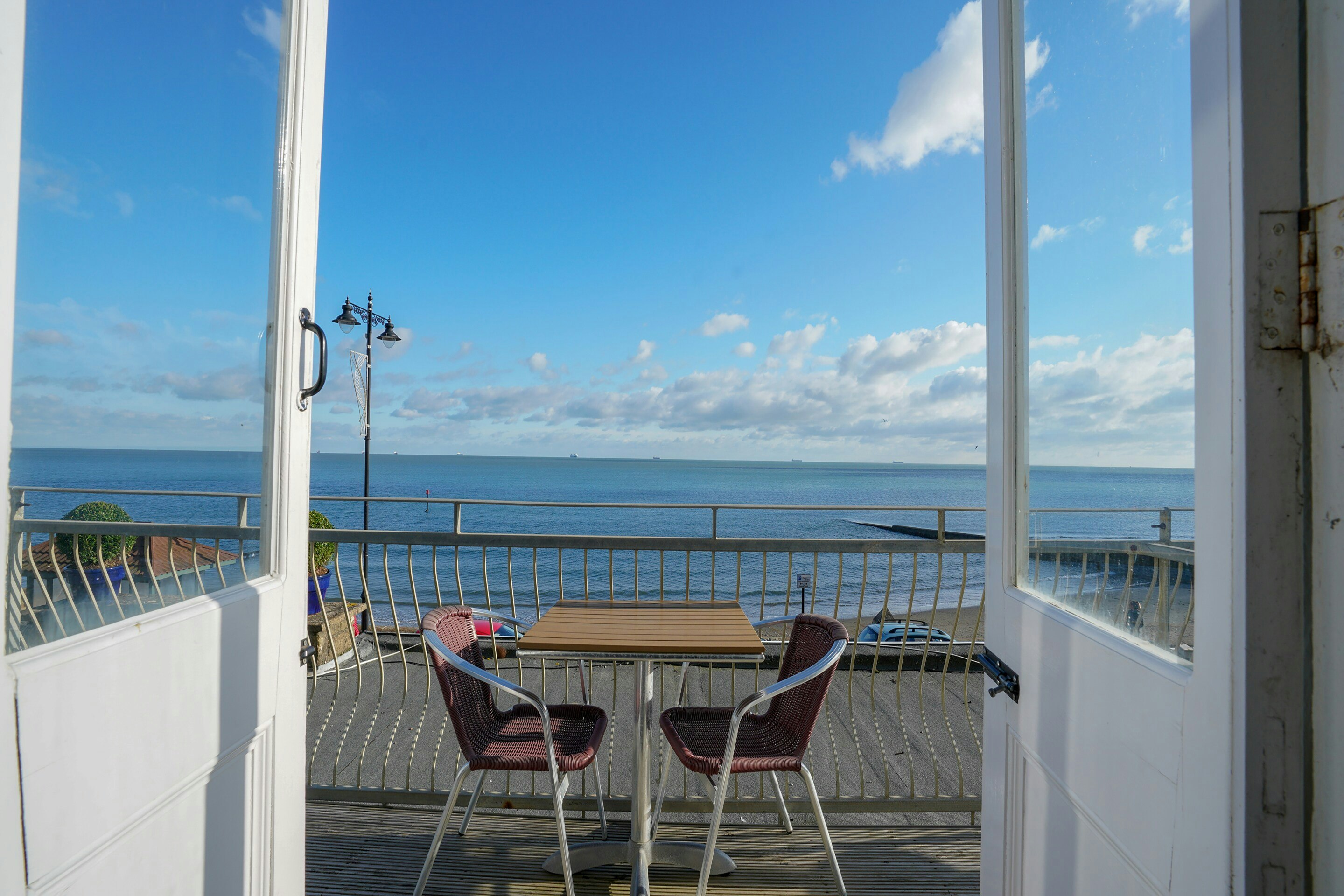 Oyo Shanklin Beach Hotel 7/10