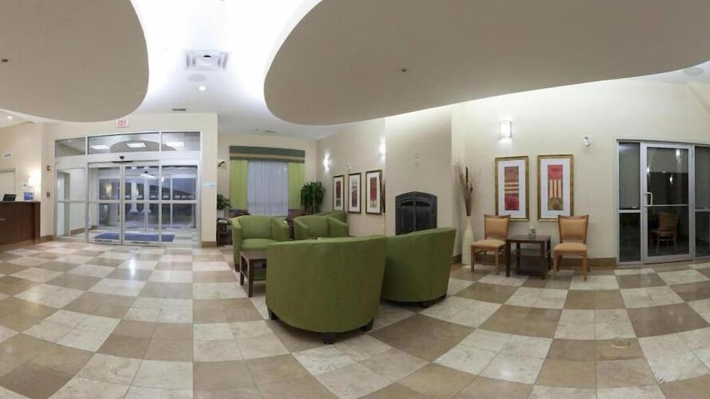 Holiday Inn Express Hotel Suites Edmonton South 9/50
