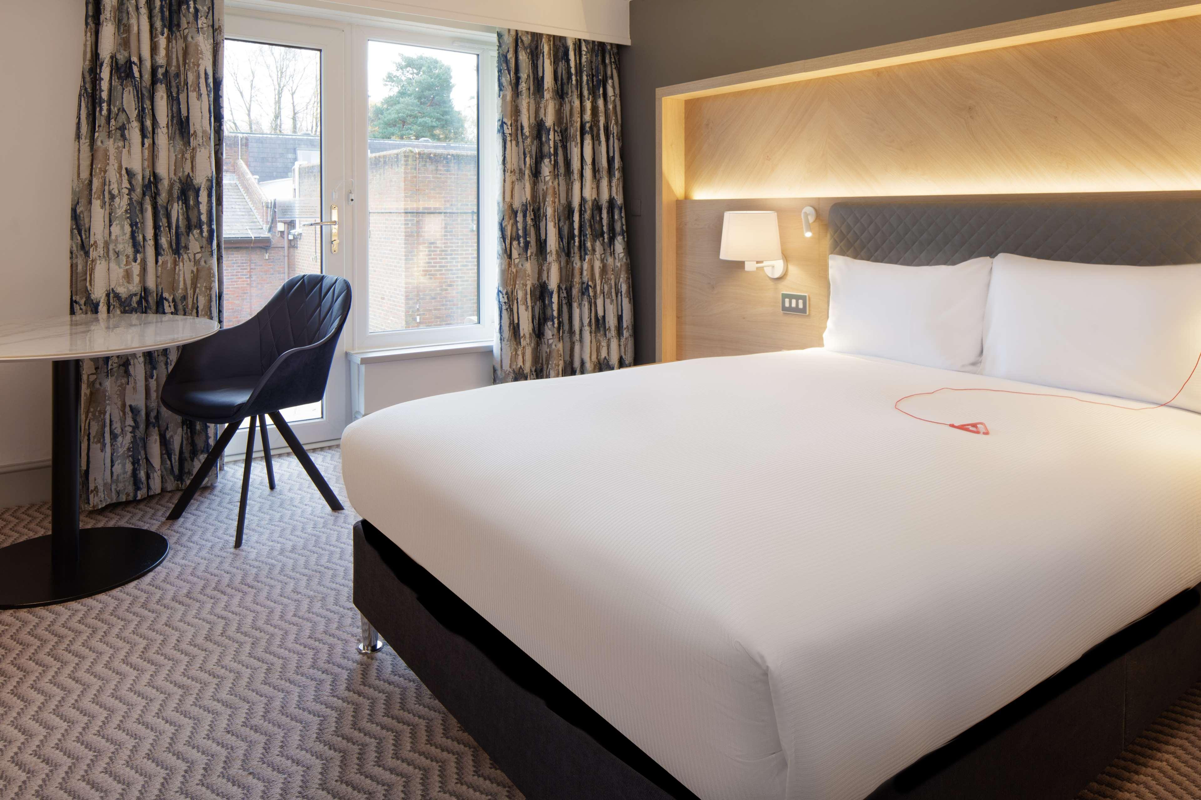 Room at Hilton Cobham, COBHAM