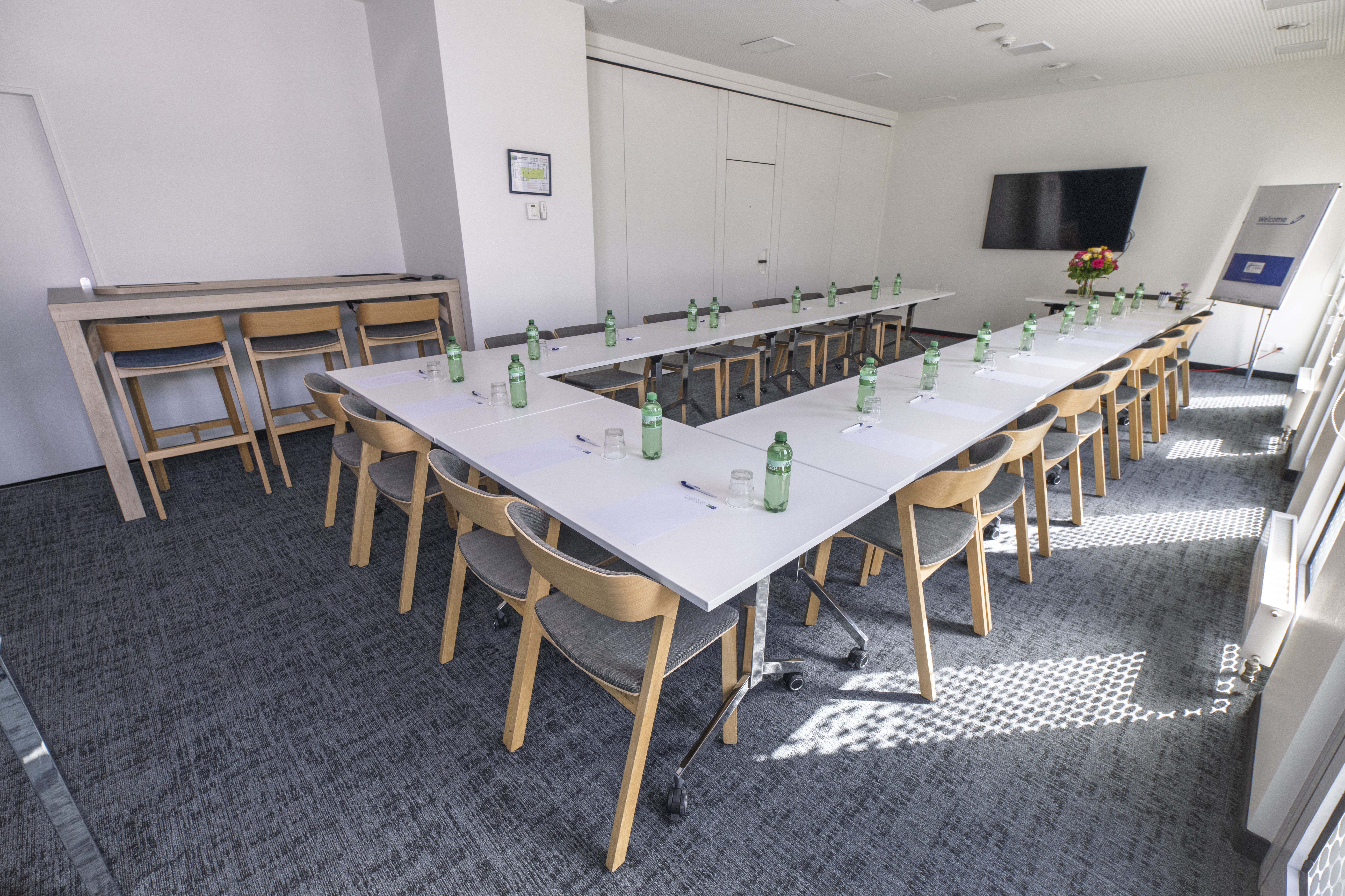 Holiday Inn Express Geneva Airport 33/39