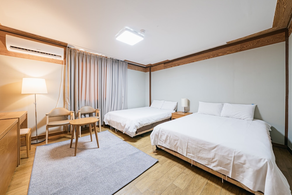 Miju Hotel 29/50
