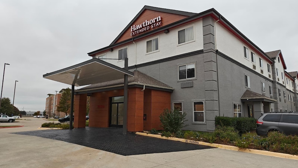 Hawthorn Extended Stay by Wyndham Irving DFW North 7/69