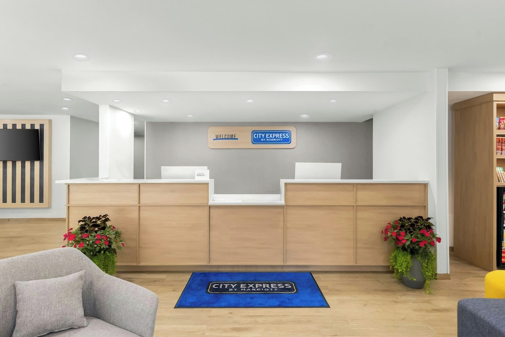 Extended Stay America Newport News I 64 Jefferson Ave 12/66