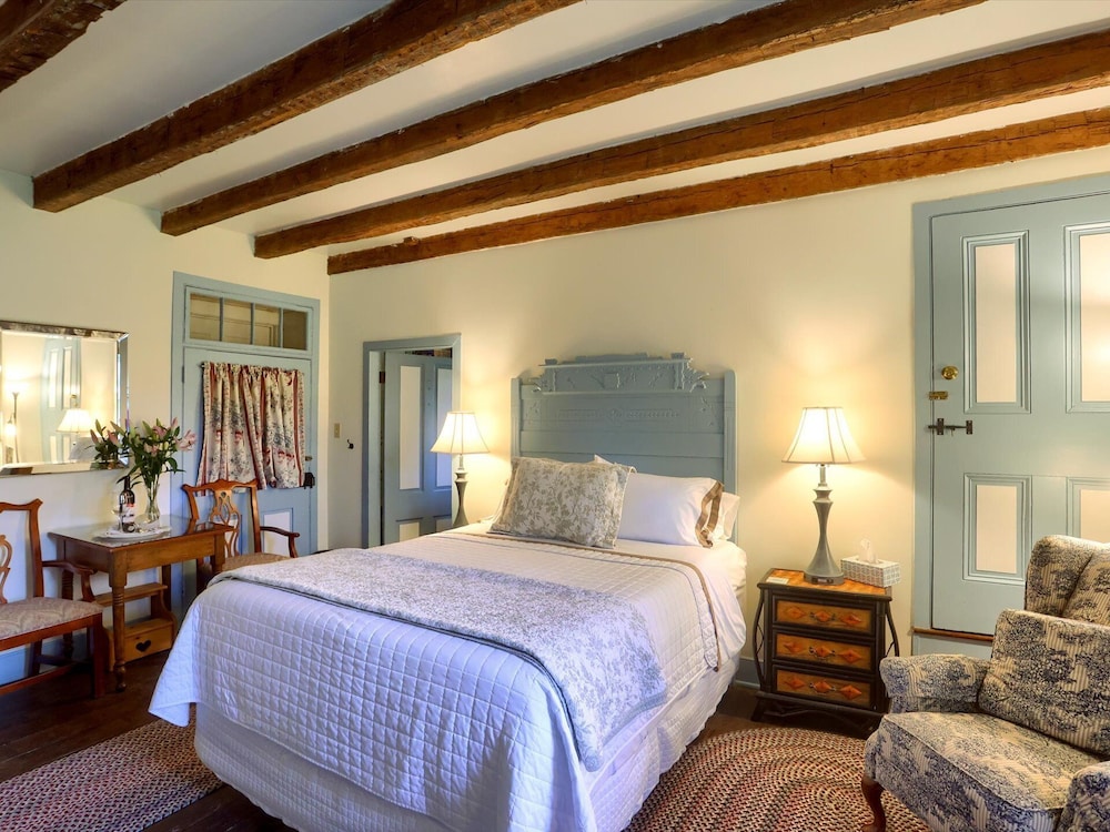 Graham, Queen Bed، Battlefield Bed &amp; Breakfast Inn 6/10