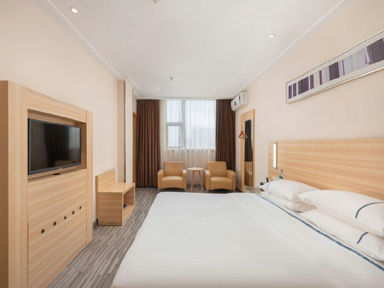 City Comfort Inn Zhanjiang Chikan Overpass 24/54