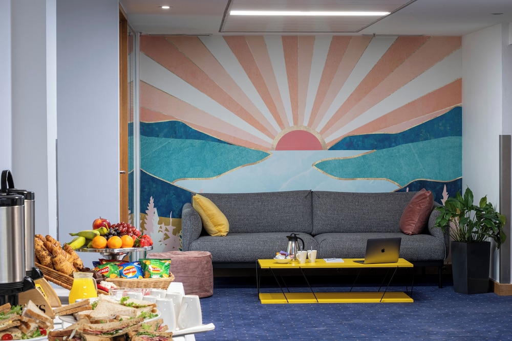 STG Hotel London Oxford Street 125/143